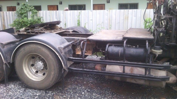 hino320 หัวลากราคาโดนๆ ขายด่วน ปี49 ก่อน hispeed hino320 หัวลากราคาโดนๆ ขายด่วน ปี49 ก่อน hispeed