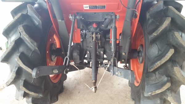 ขายรถไถคูโบต้า  KUBOTA   L 3608 (4WD) พร้อมชุดใบมีดดันหน้าคานล่าง