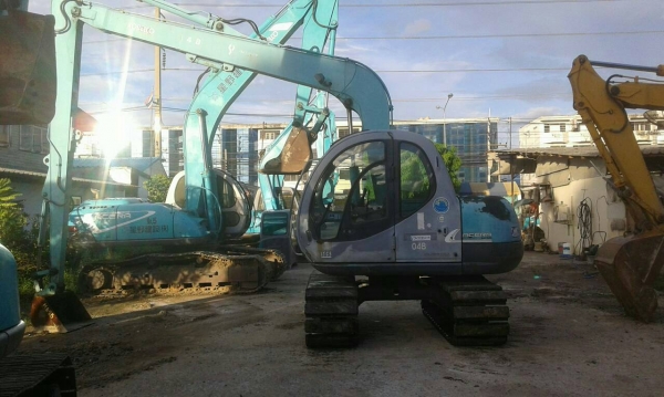 ขายด่วน KOBELCO SK60-3 เก่าญี่ปุน  อาร์มพิเศษ  สภาพสวย  สนใจโทร  081-3818469  ต้น คับ