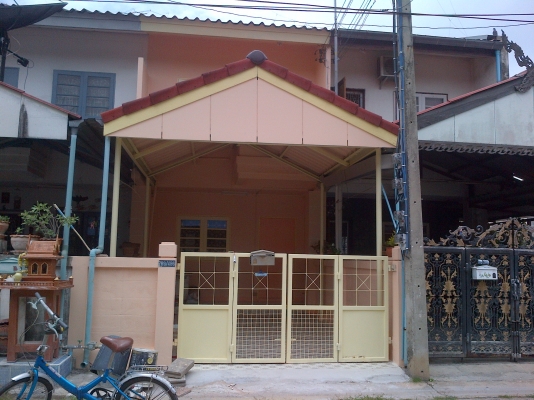 ขายบ้านทาวน์เฺฮาส์ ราคา 1200000 บาท โทร  0906208746