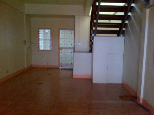 ขายบ้านทาวน์เฺฮาส์ ราคา 1200000 บาท โทร  0906208746