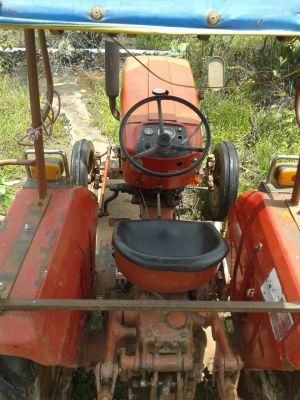 ขายรถไถ อิเซกิ 25 แรง ราคาถูก