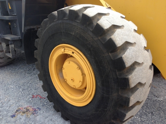 KOMATSU WA400-3E มีให้เลือก 2คัน นำเข้าจากญี่ปุ่น สภาพดี สวยทั้งคู่ 090-986-2521 อ๊อบ KOMATSU WA400-3E มีให้เลือก 2คัน นำเข้าจากญี่ปุ่น สภาพดี สวยทั้งคู่ 090-986-2521 อ๊อบ