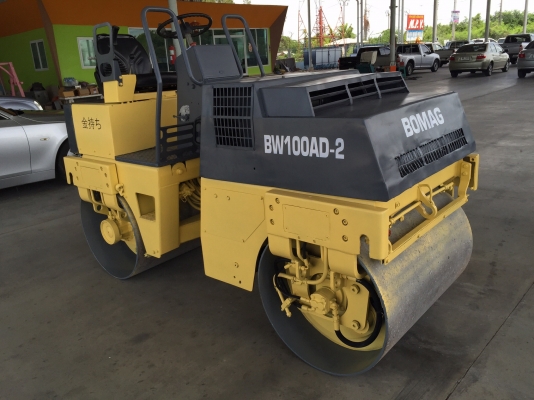ขายรถBomagรุ่นBW100AD-2นำเข้าญี่ปุ่นไม่เคยใช้งานในไทย