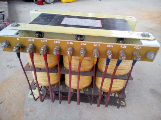 ขายหม้อแปลงมือสองราคาชุดละ5500 บาท มี 2 ชุด ขายหม้อแปลงมือสองราคาชุดละ5500 บาท มี 2 ชุด