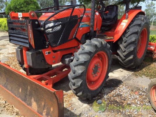 คูโบต้าแม็กซ์ M7040 พร้อมใบมีด