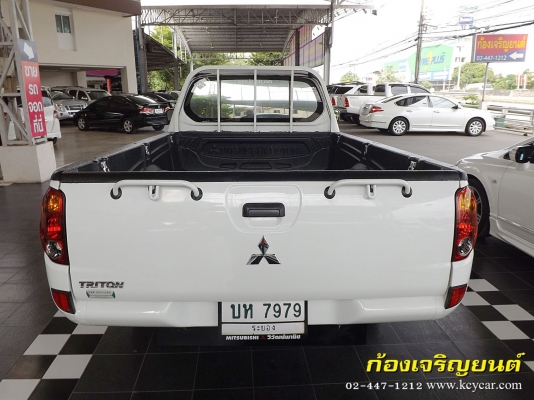 MITSUBISHI TRITON ตอนเดียว 2.4 เบนซิน + LPG ปี 2013 MITSUBISHI TRITON ตอนเดียว 2.4 เบนซิน + LPG ปี 2013