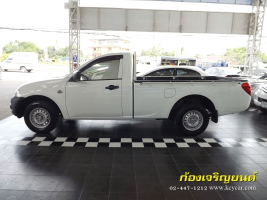 MITSUBISHI TRITON ตอนเดียว 2.4 เบนซิน + LPG ปี 2013 MITSUBISHI TRITON ตอนเดียว 2.4 เบนซิน + LPG ปี 2013
