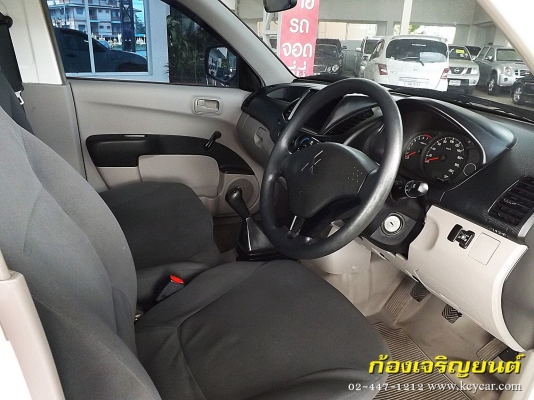 MITSUBISHI TRITON ตอนเดียว 2.4 เบนซิน + LPG ปี 2013 MITSUBISHI TRITON ตอนเดียว 2.4 เบนซิน + LPG ปี 2013