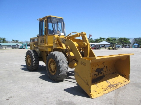ขายรถตักล้อยางมือสอง CATERPILLAR 926 มือสองนำเข้า