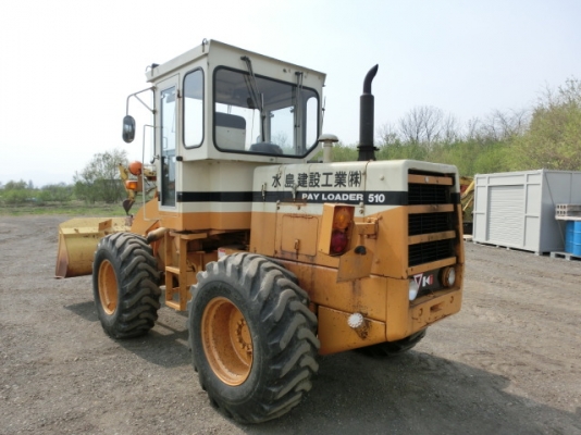 มีให้เลือกหลายคัน Komatsu 510 กรองเดี่ยว สวยๆ เก่าญี่ปุ่น 090-986-2521 อ๊อบ