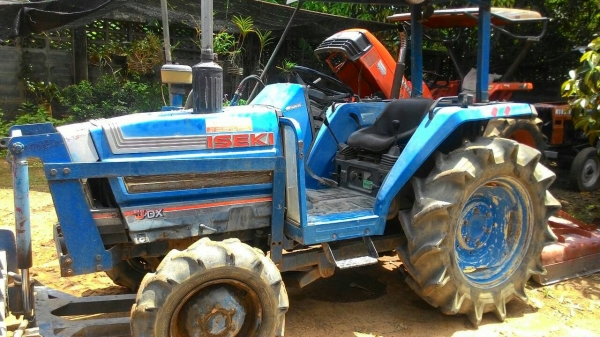 ขายรถไถ ISEKI TA230F พร้อมดันหน้า