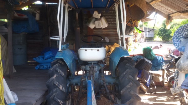 ขายรถไถสภาพสวยพร้อมใช่งานครับ