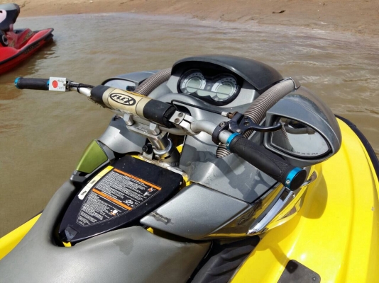 Seadoo บอดี้215 เครื่อง 155hp.  ของแต่งหลายรายการครับ