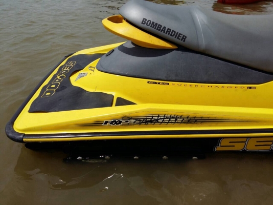 Seadoo บอดี้215 เครื่อง 155hp.  ของแต่งหลายรายการครับ