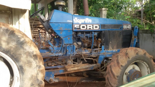 รถไถฟอร์ด รุ่น 6640 -2เพา สภาพดีพร้อมลุ่ยงาน เล่มทะเบียนพร้อมโอน รถไถฟอร์ด รุ่น 6640 -2เพา สภาพดีพร้อมลุ่ยงาน เล่มทะเบียนพร้อมโอน
