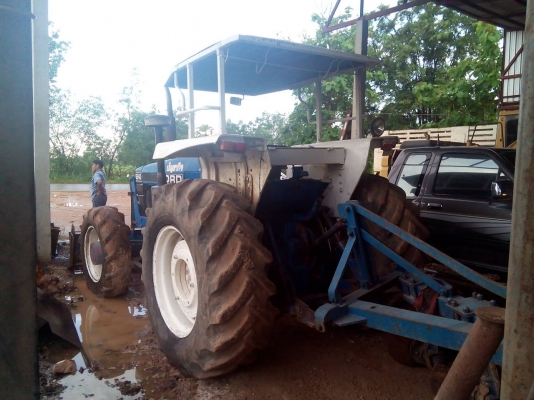 รถไถฟอร์ด รุ่น 6640 -2เพา สภาพดีพร้อมลุ่ยงาน เล่มทะเบียนพร้อมโอน รถไถฟอร์ด รุ่น 6640 -2เพา สภาพดีพร้อมลุ่ยงาน เล่มทะเบียนพร้อมโอน