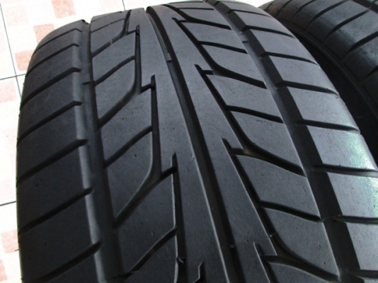 ขายยาง NITTO NT555 245-35-19 ดอกท่วม (1คู่)