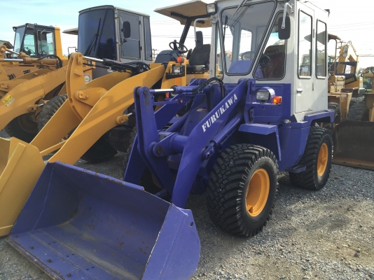 ขาย !!! รถตัก FURUKAWA FL302 รถนอก สภาพสวย มีเก๋ง มีเอกสาร