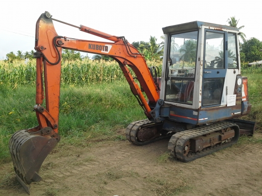 ขายแมคโคคูโบต้าKH 027 เก่านอกเทียบเท่า PC 30 พร้อมใช้