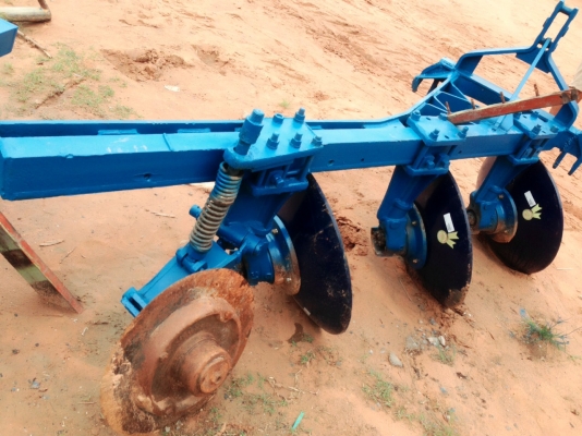 หางสามโครงสี่ใบ26"ใบใหม่