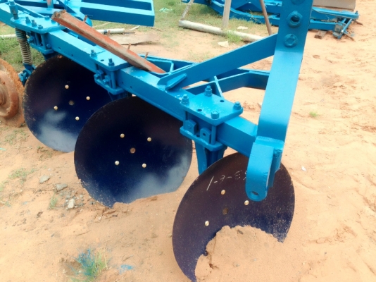 หางสามโครงสี่ใบ26"ใบใหม่