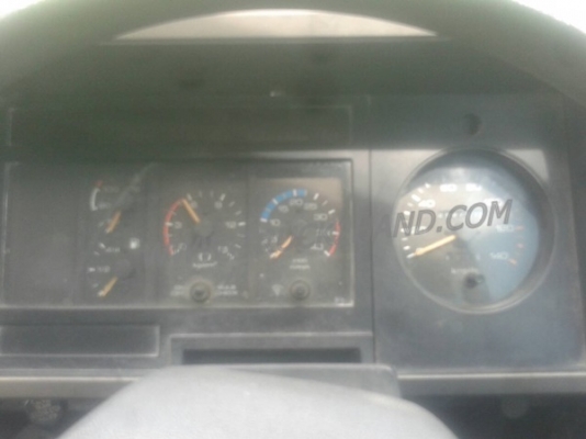 รถบรรทุก 10 ล้อ พื้นเรียบ ISUZU 175 แรงม้า 6 สูบ พวงมาลัยพาวเว่อร์