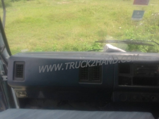 รถบรรทุก 10 ล้อ พื้นเรียบ ISUZU 175 แรงม้า 6 สูบ พวงมาลัยพาวเว่อร์