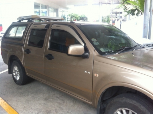 ขายด่วนรถมือเดียวสดๆ Isuzu 4ประตู 2.5 ปี2003 มีแครี่บอย