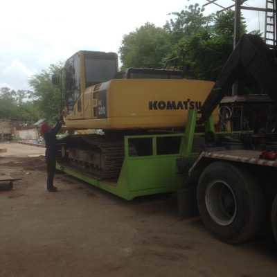 ขายF 18 หัวคัชชี เครื่อง 320 แรง ช่วงรถสิบล้อดั้มทำดาครับ เหมาะแก่การทำ รถน้ำ รถดั้ม รถเทนเลอร์  หม้อลมเบรกทิฟฟี่ชุดใหญ่