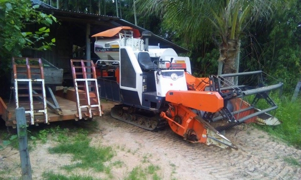 ขายด่วน DC 60 ปี 2009 พร้อมทะเบียน +เทลเลอร์ลาก