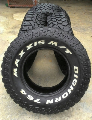 ขาย ยางMud 764 ขนาด265/75R16 สวยๆ