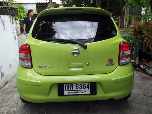ขาย NISSUN MARCH ปี 2011 AUTO มือเดียว สวยๆ ขาย NISSUN MARCH ปี 2011 AUTO มือเดียว สวยๆ
