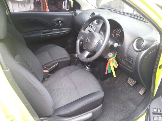 ขาย NISSUN MARCH ปี 2011 AUTO มือเดียว สวยๆ ขาย NISSUN MARCH ปี 2011 AUTO มือเดียว สวยๆ