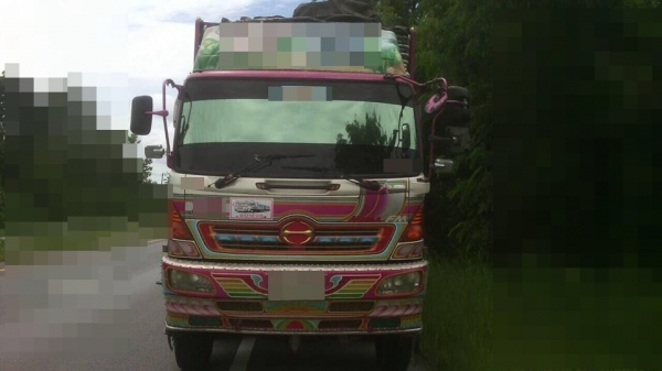 ขายรถสิบล้อ hino FM2P 320แรง ปี 49 พ่วงแม่ลูก คอกเกษตรดั้ม อู่ ธวัชชัย รถสวยพร้อมใช้งาน