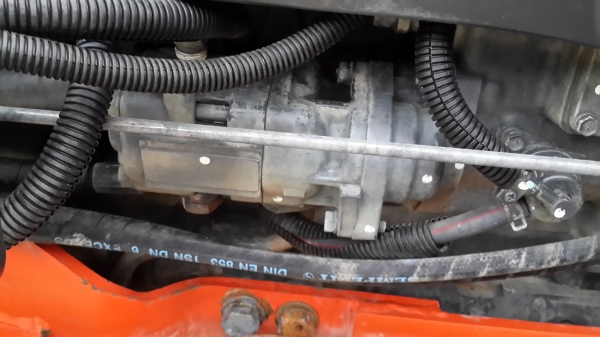 ขาย47 ตัว  และ  ดันหน้า  325000 ครับ