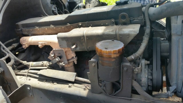 รถอีซูซุ 10 ล้อ หลังถนน FVM  195 แรงม้า. ปี 37   สนใจติดต่อ  081 - 6079515