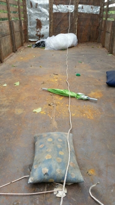 รถอีซูซุ 10 ล้อ หลังถนน FVM  195 แรงม้า. ปี 37   สนใจติดต่อ  081 - 6079515