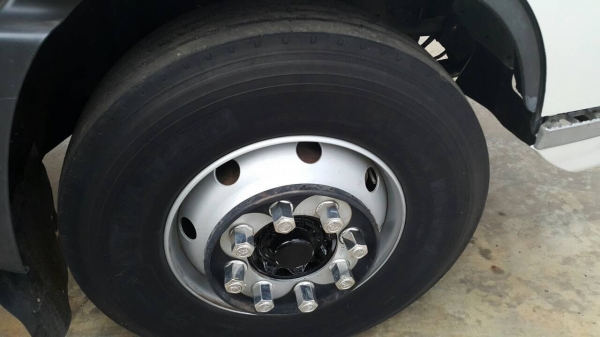 ขายด่วนสิบล้อหัวคัสซีสองเพลาสภาพสวยพร้อมใช้ แต่งโฉม500