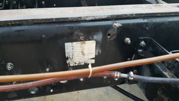 ขายด่วนสิบล้อหัวคัสซีสองเพลาสภาพสวยพร้อมใช้ แต่งโฉม500