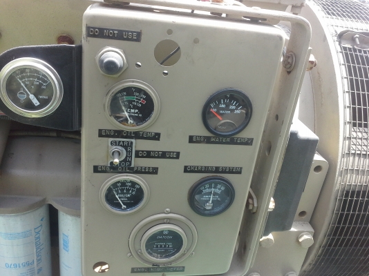 เครื่องกำเนิดไฟฟ้าเครื่อง Cummins KTA50/1281KVA เครื่องกำเนิดไฟฟ้าเครื่อง Cummins KTA50/1281KVA