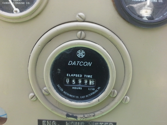 เครื่องกำเนิดไฟฟ้าเครื่อง Cummins KTA50/1281KVA เครื่องกำเนิดไฟฟ้าเครื่อง Cummins KTA50/1281KVA