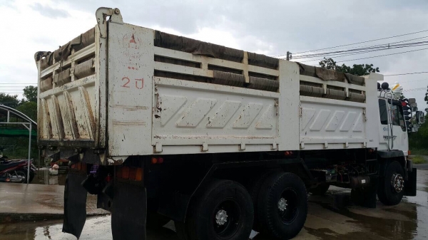 ขายด่วนหลงยูโรวัน ดั้มสามมิตรสองเพลากะบะต่อได้ไม่นาน เดิมเป็นรถล่องแล้วมาต่อดั้ม ช่วงล่างสวยไม่ช้ำ