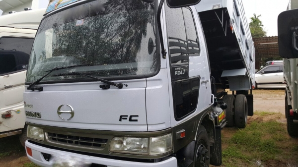 รถฮีโน่ 6 ล้อดั้ม FC4J  145 แรงม้า. ปี 42     สนใจติดต่อ  081 - 6079515