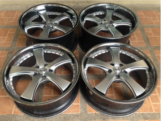 ล้อ20 5/114 หน้า 8.5นิ้ว ET+35 หลัง 9.5นิ้ว ET+25