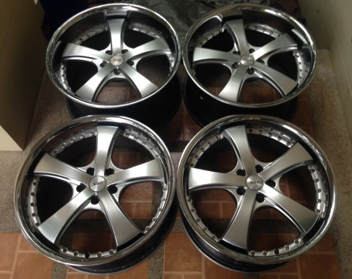 ล้อ20 5/114 หน้า 8.5นิ้ว ET+35 หลัง 9.5นิ้ว ET+25