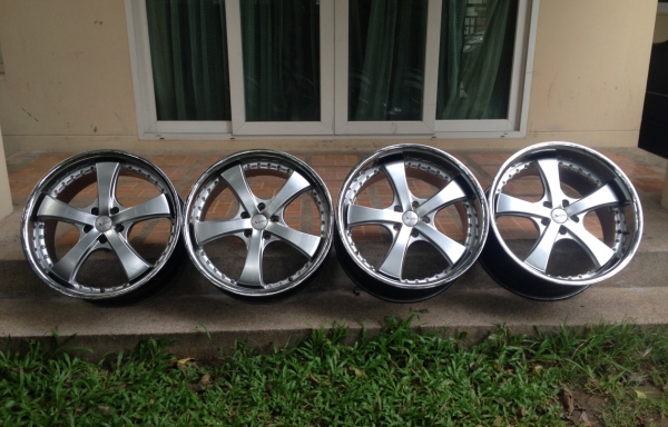 ล้อ20 5/114 หน้า 8.5นิ้ว ET+35 หลัง 9.5นิ้ว ET+25