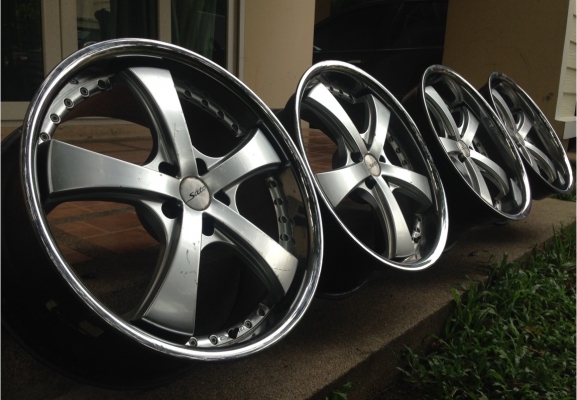 ล้อ20 5/114 หน้า 8.5นิ้ว ET+35 หลัง 9.5นิ้ว ET+25