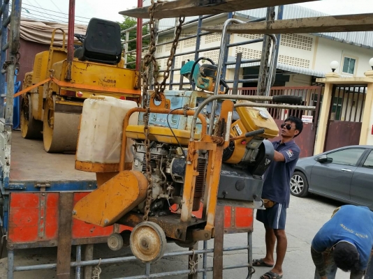 แจ้งลูกค้าชลบุรีครับ tractor-backhoe จัดของขึ้นรถให้ครบแล้วนะครับ รถที่จัดส่งดีงรูปครับ แจ้งลูกค้าชลบุรีครับ tractor-backhoe จัดของขึ้นรถให้ครบแล้วนะครับ รถที่จัดส่งดีงรูปครับ