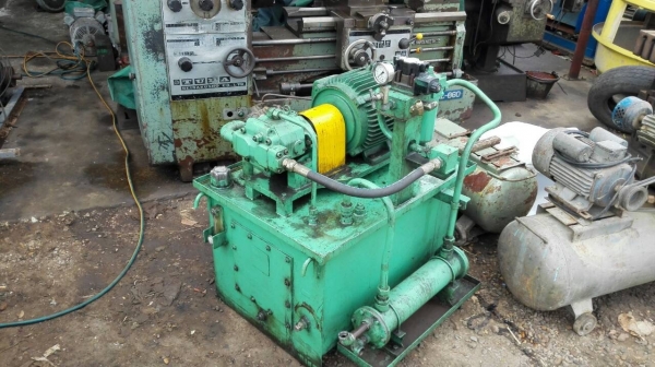 ======= Sold Out!! ======= ปั้มน้ำมันไฮดรอลิคมอเตอร์ขนาด 20 HP. 380V.สภาพใหม่ ถังใหญ่ น้ำมันเต็มถัง โทร 089-2499-123 นครปฐม